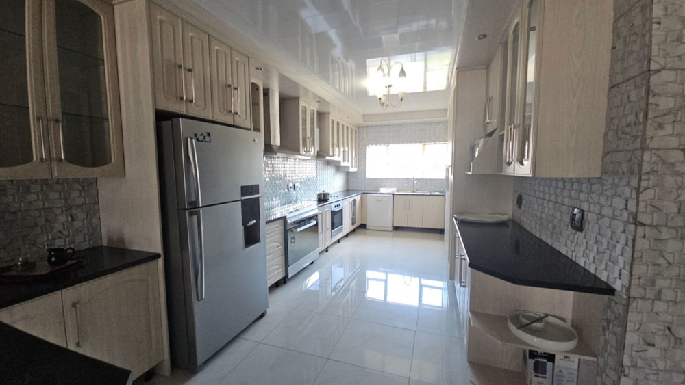 House for sale in Risiville - 1VT1726256