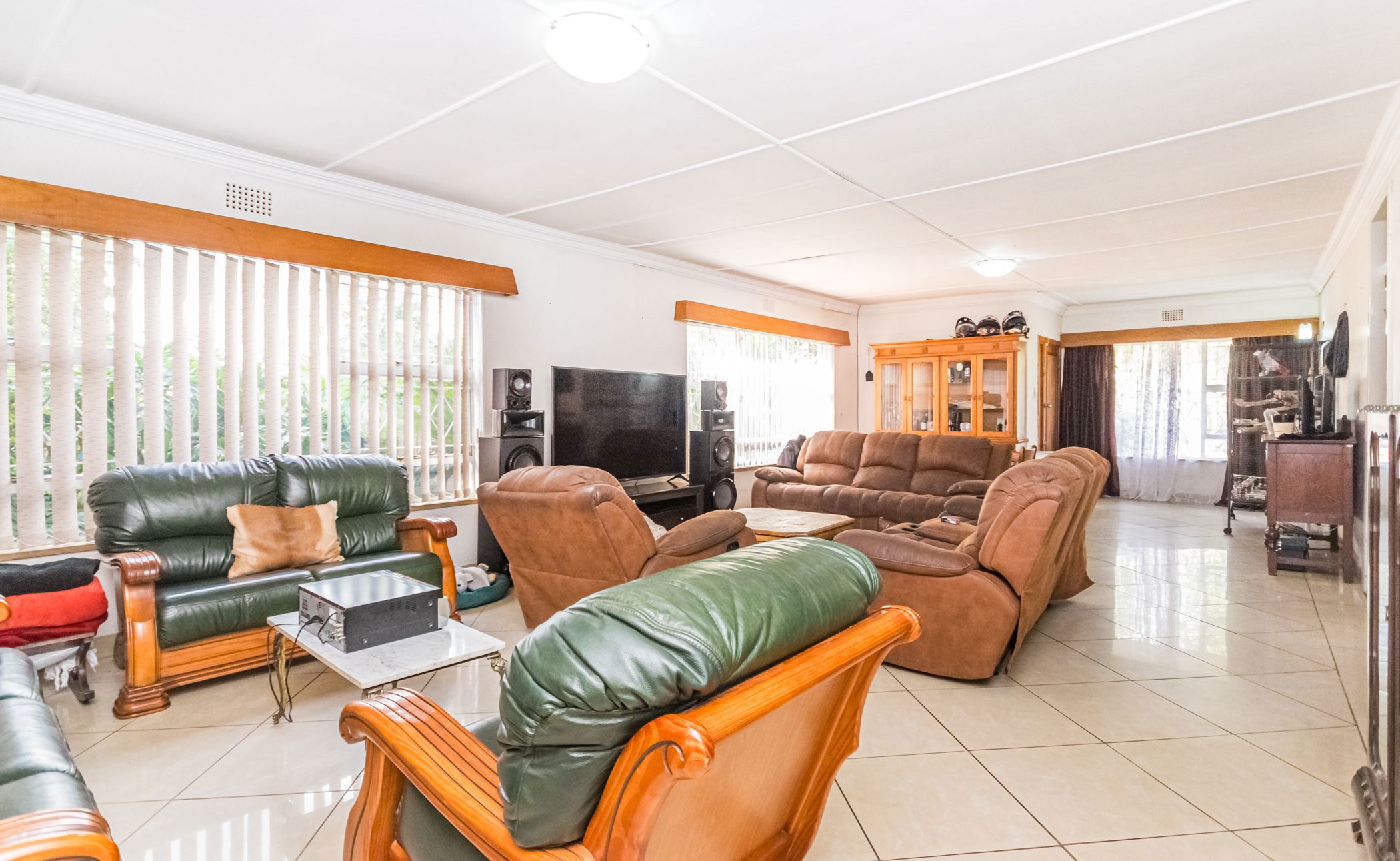 House for sale in Greenhills - 1KR1727278