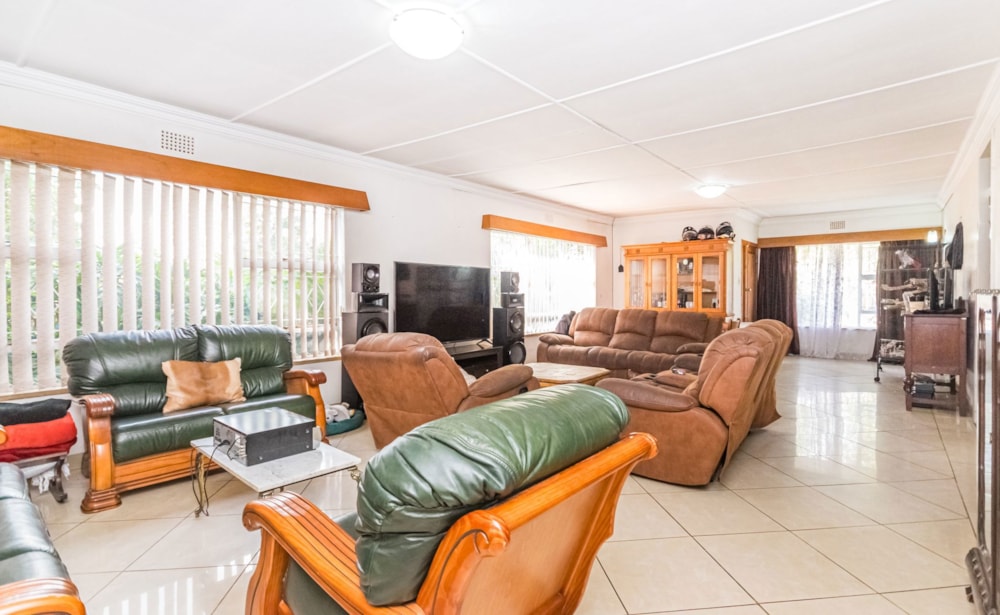 House for sale in Greenhills - 1KR1727278