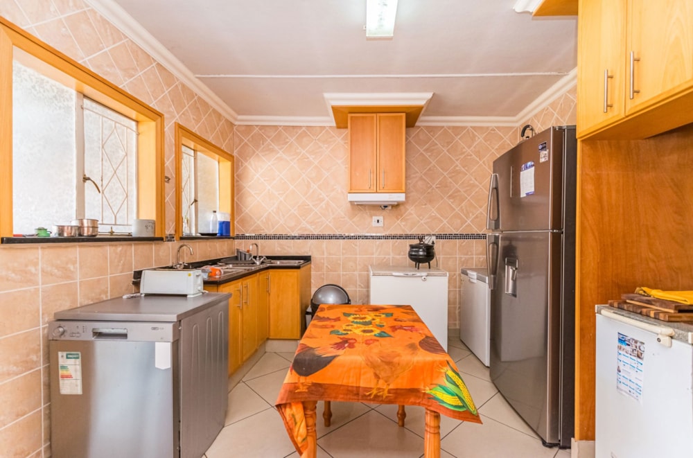 House for sale in Greenhills - 1KR1727278