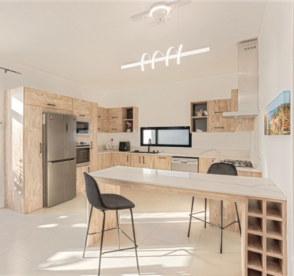 House to rent in Cap Malheureux, Mauritius - MPR1726274