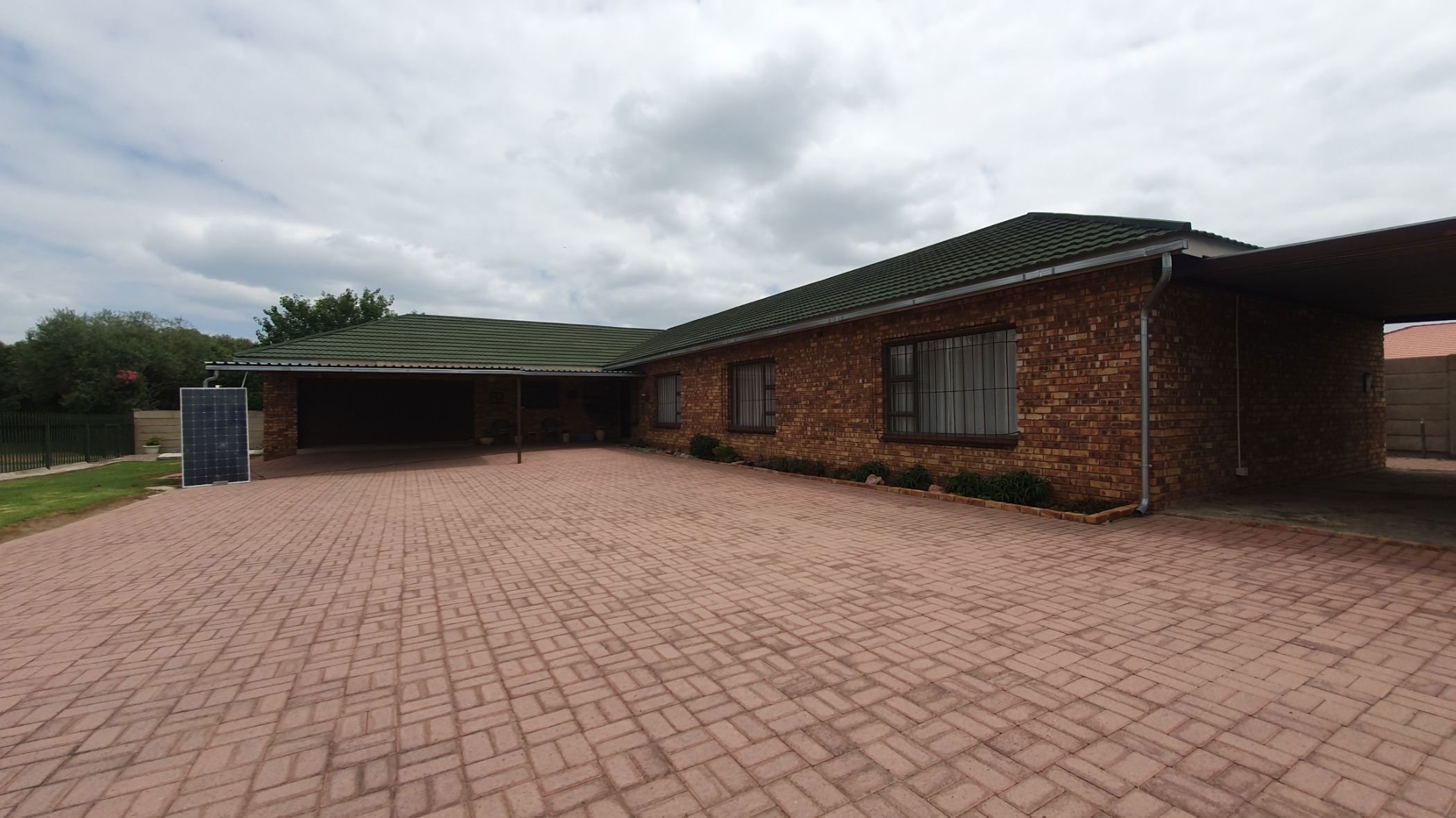 House for sale in Deneysville - 1VT1726355