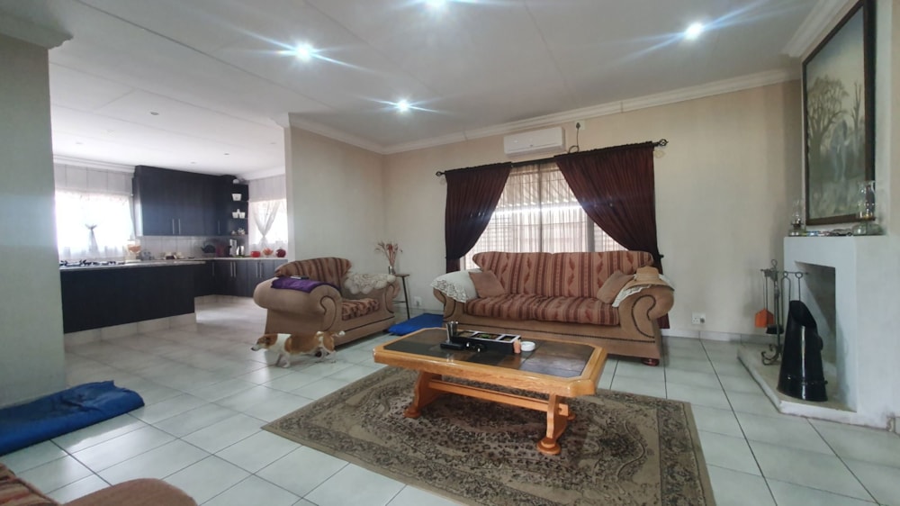 House for sale in Deneysville - 1VT1726355