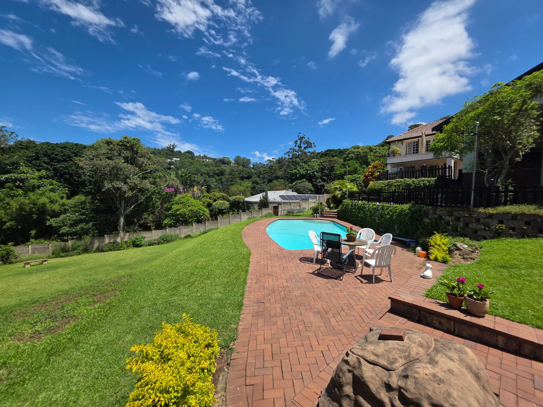 Cottage to rent in Rouken Glen - 1WP1726330