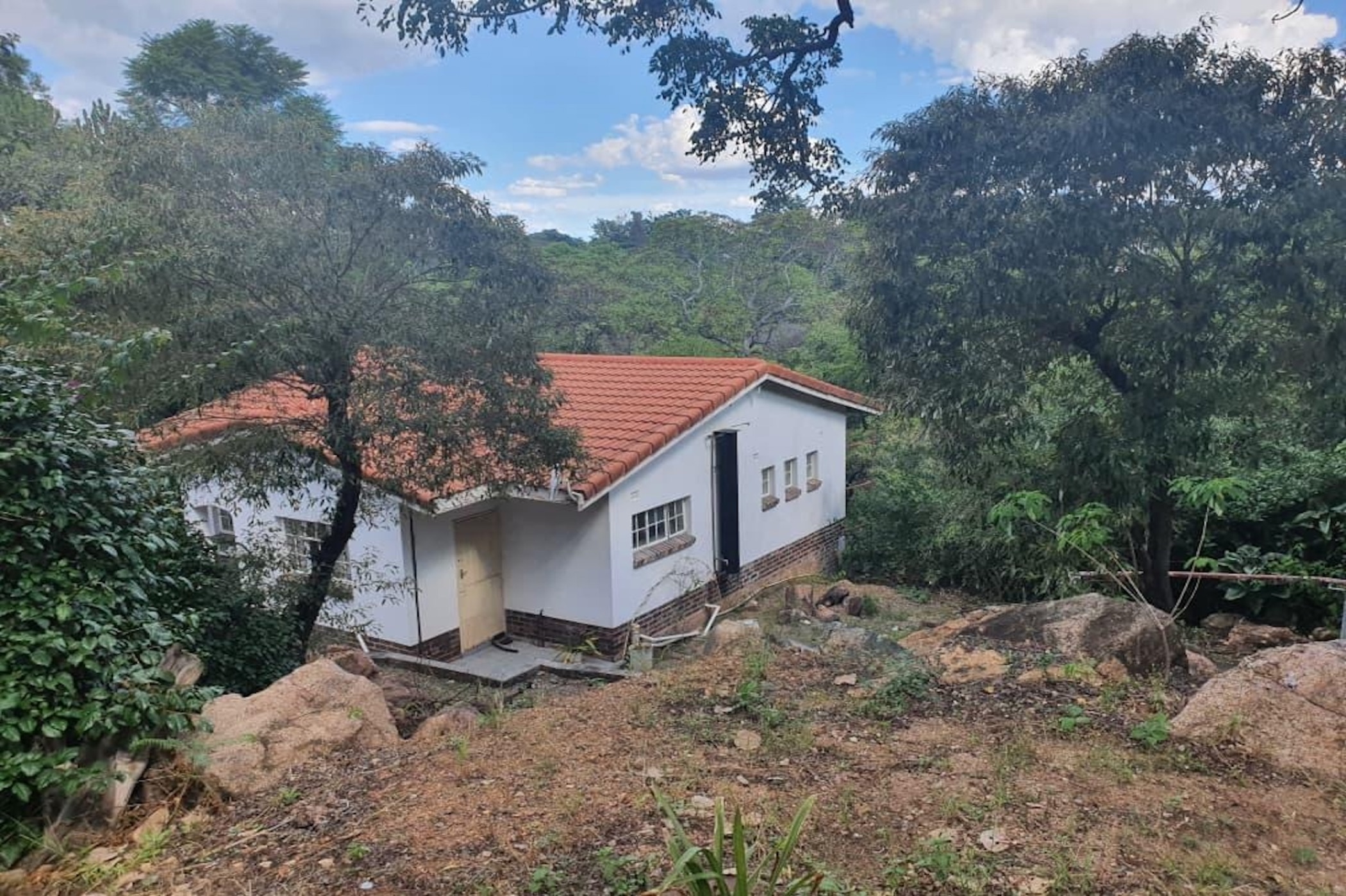 House for sale in Hillside, Bulawayo, Zimbabwe - 3ZB1726338