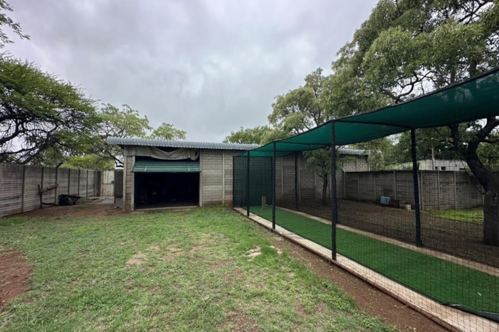 House for sale in Burnside, Bulawayo, Zimbabwe - 3ZB1726362