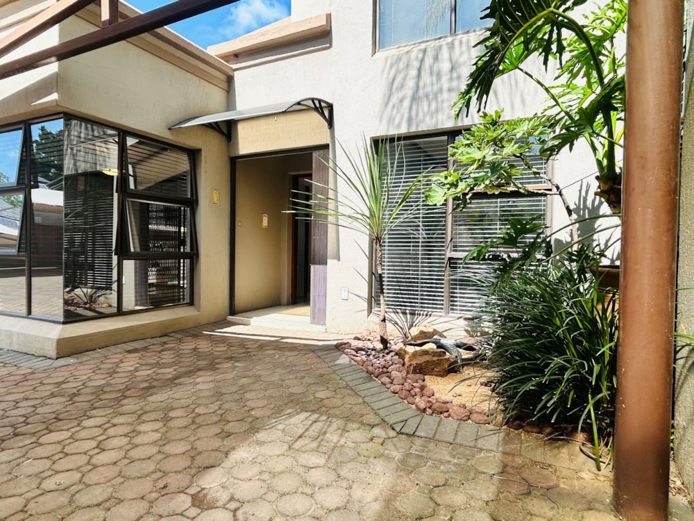 Townhouse for sale in Three Rivers Proper - 1VT1726399