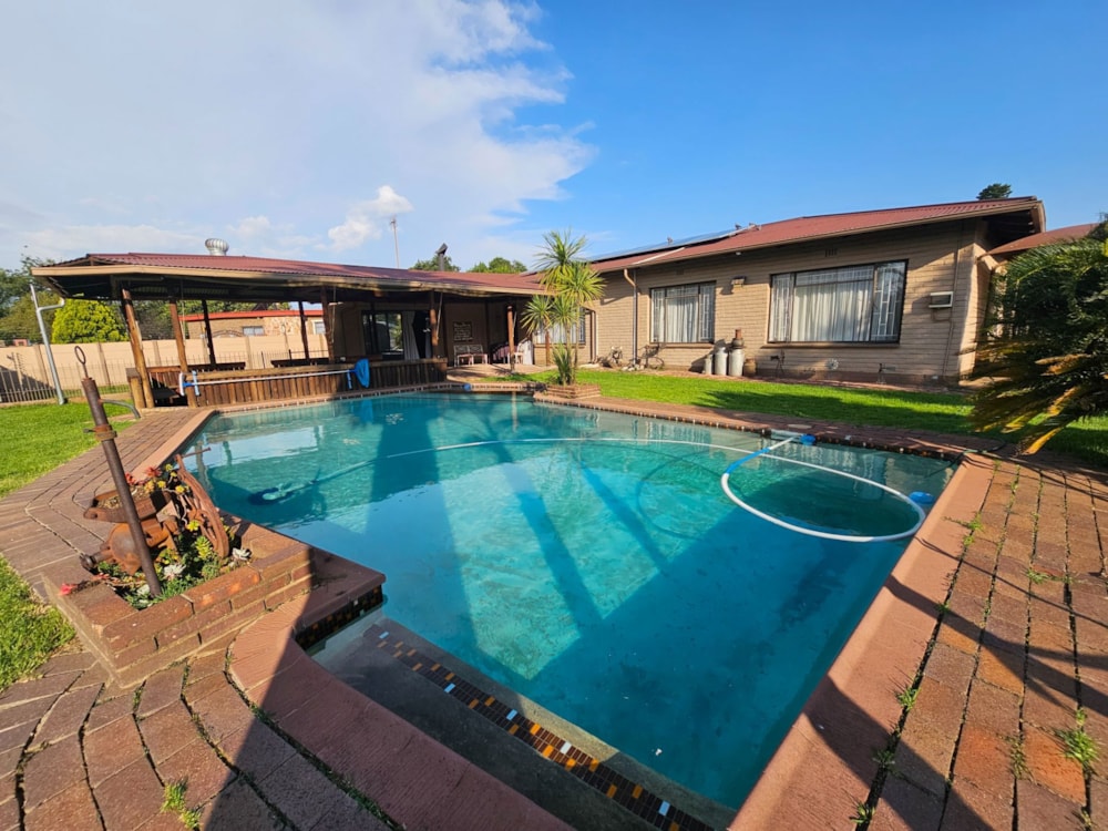 House to rent in Rensburg - 1SP1726454