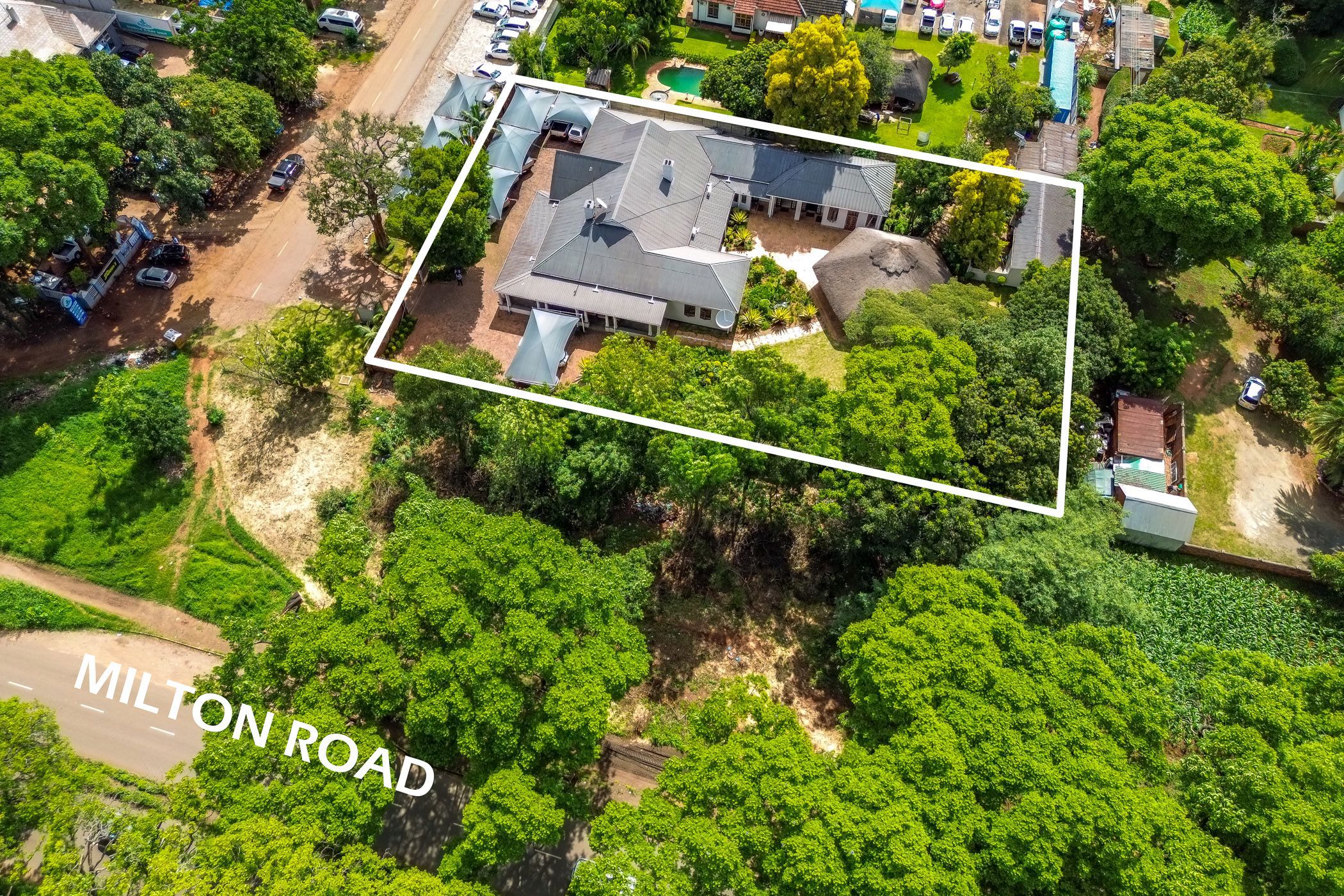 Commercial Building for sale in Milton Park, Zimbabwe - 3ZB1726422