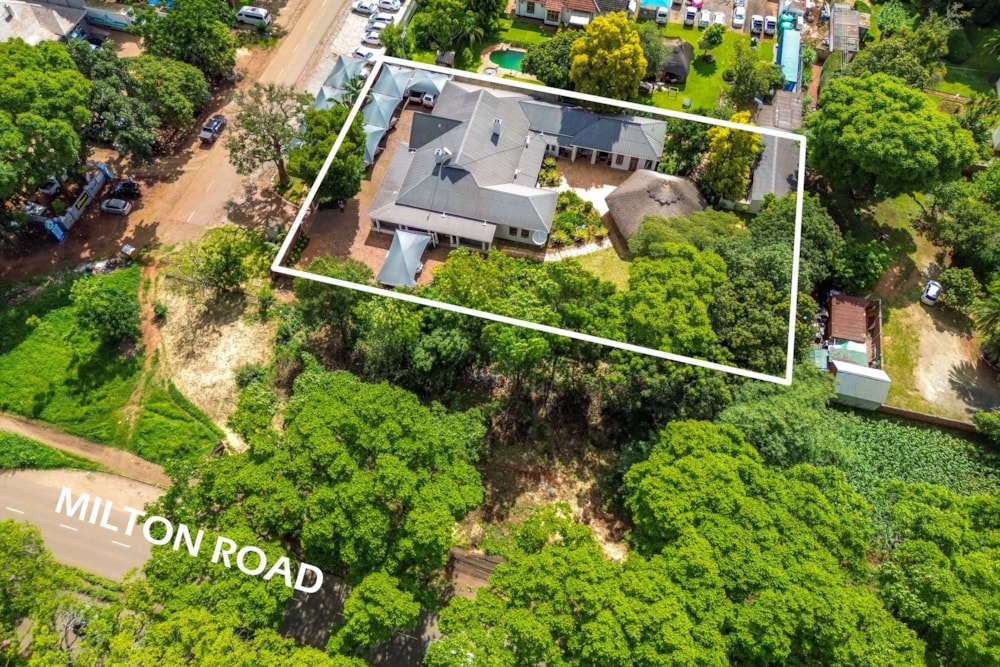 Commercial Building for sale in Milton Park, Zimbabwe - 3ZB1726422
