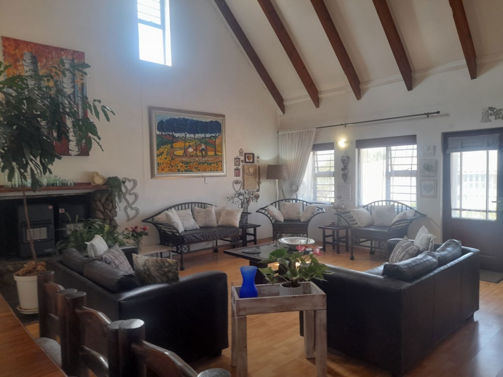 Double-storey house for sale in Perlemoenbaai - 1SW1726633 Double-storey house for sale in Perlemoenbaai - 1SW1726633