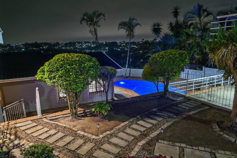 House for sale in Chatsworth, KwaZulu-Natal - 1WB1726487