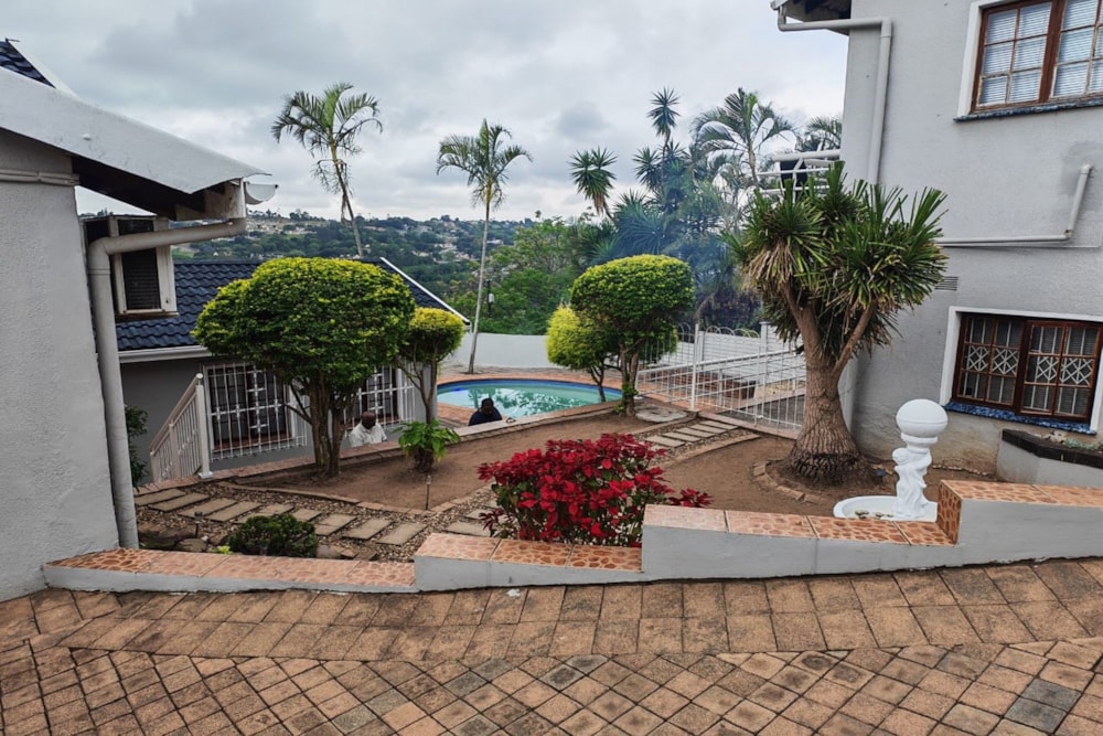 House for sale in Chatsworth, KwaZulu-Natal - 1WB1726487