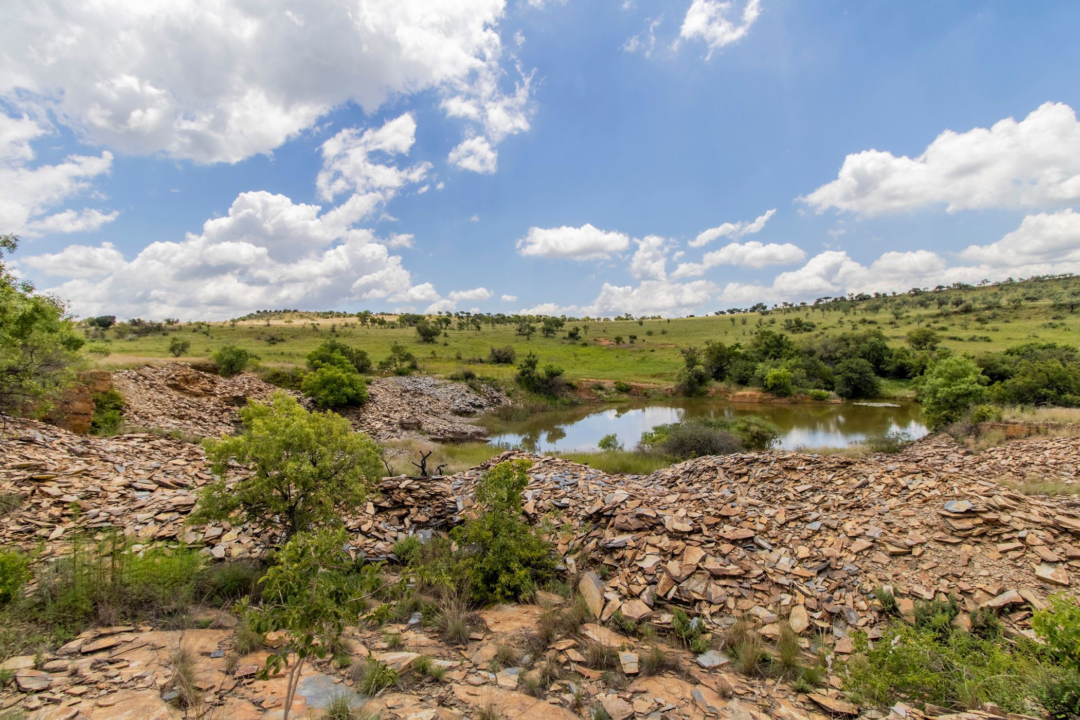 Mixed use farm for sale in Hartbeespoort - 1HR1726543