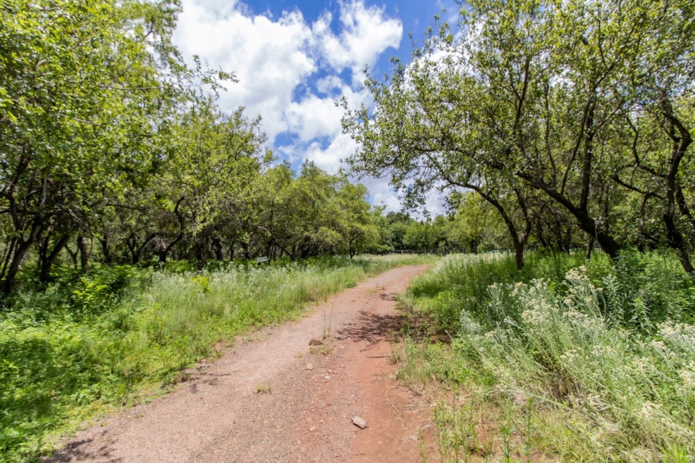 Mixed use farm for sale in Hartbeespoort - 1HR1726543