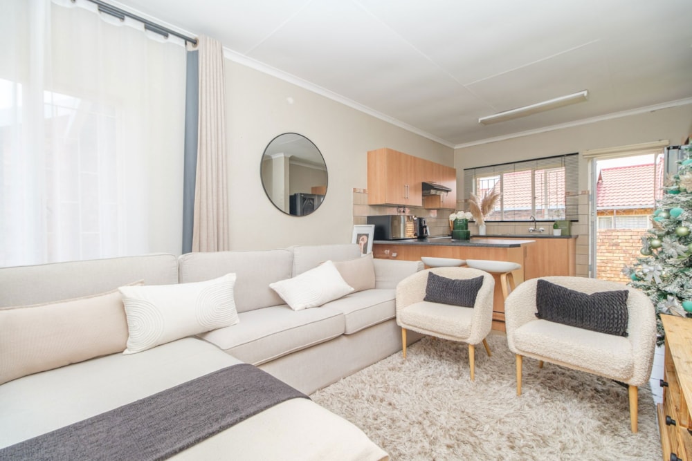 Townhouse for sale in Grobler Park - RAN1726528