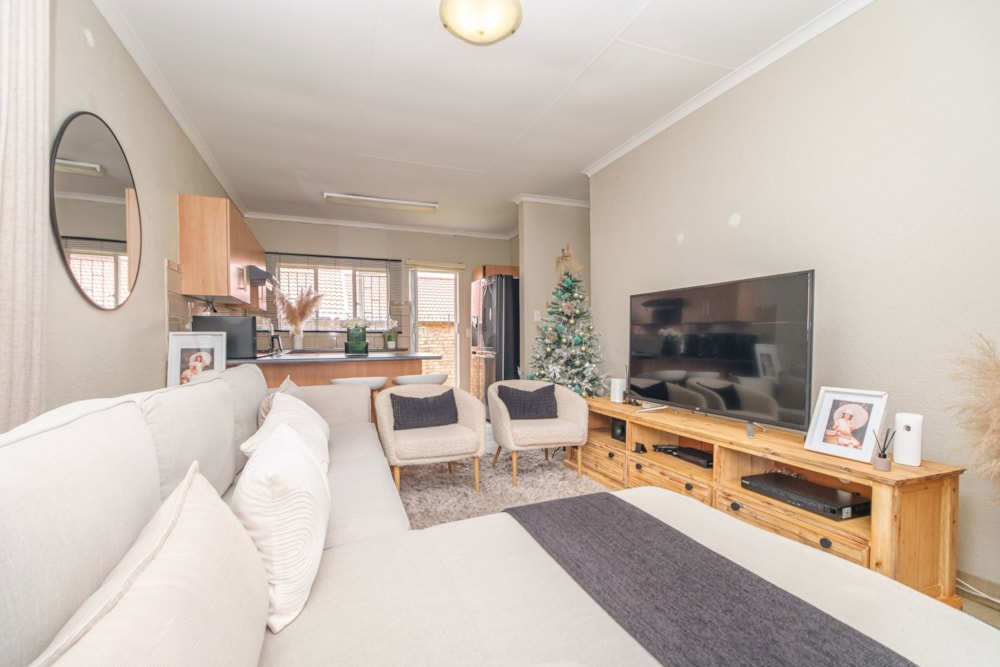 Townhouse for sale in Grobler Park - RAN1726528