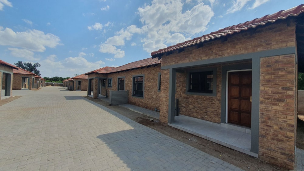 Townhouse for sale in Riversdale, Meyerton - 1VT1726570