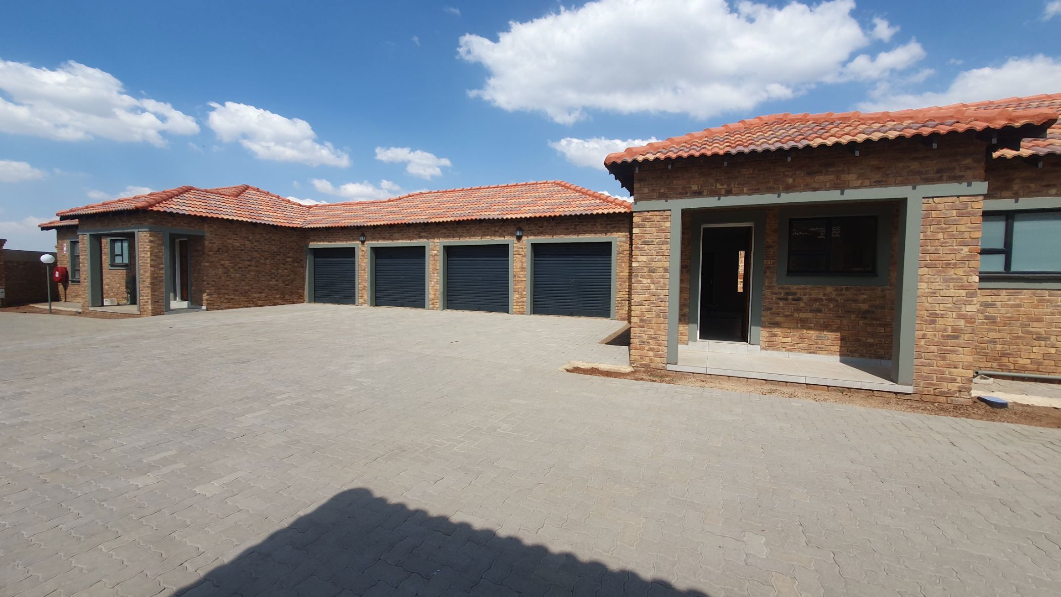 Townhouse for sale in Riversdale, Meyerton - 1VT1726570