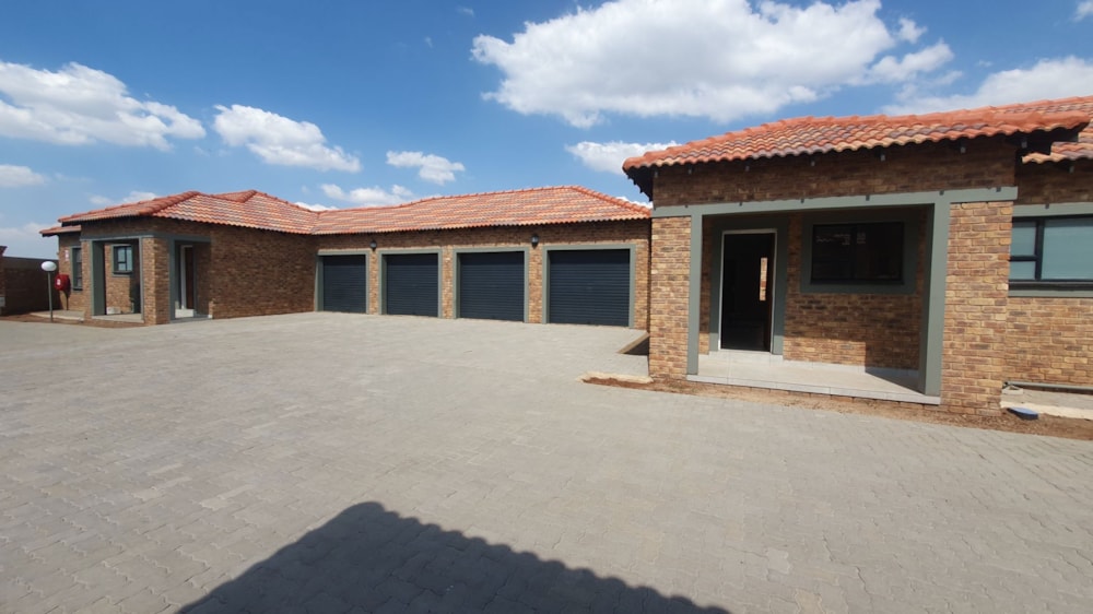 Townhouse for sale in Riversdale, Meyerton - 1VT1726570