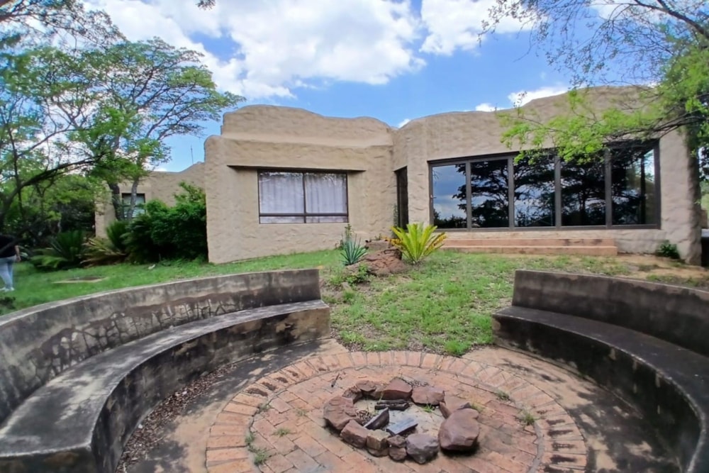 House for sale in Witbank Rural (eMalahleni Rural)  - 1WD1726583