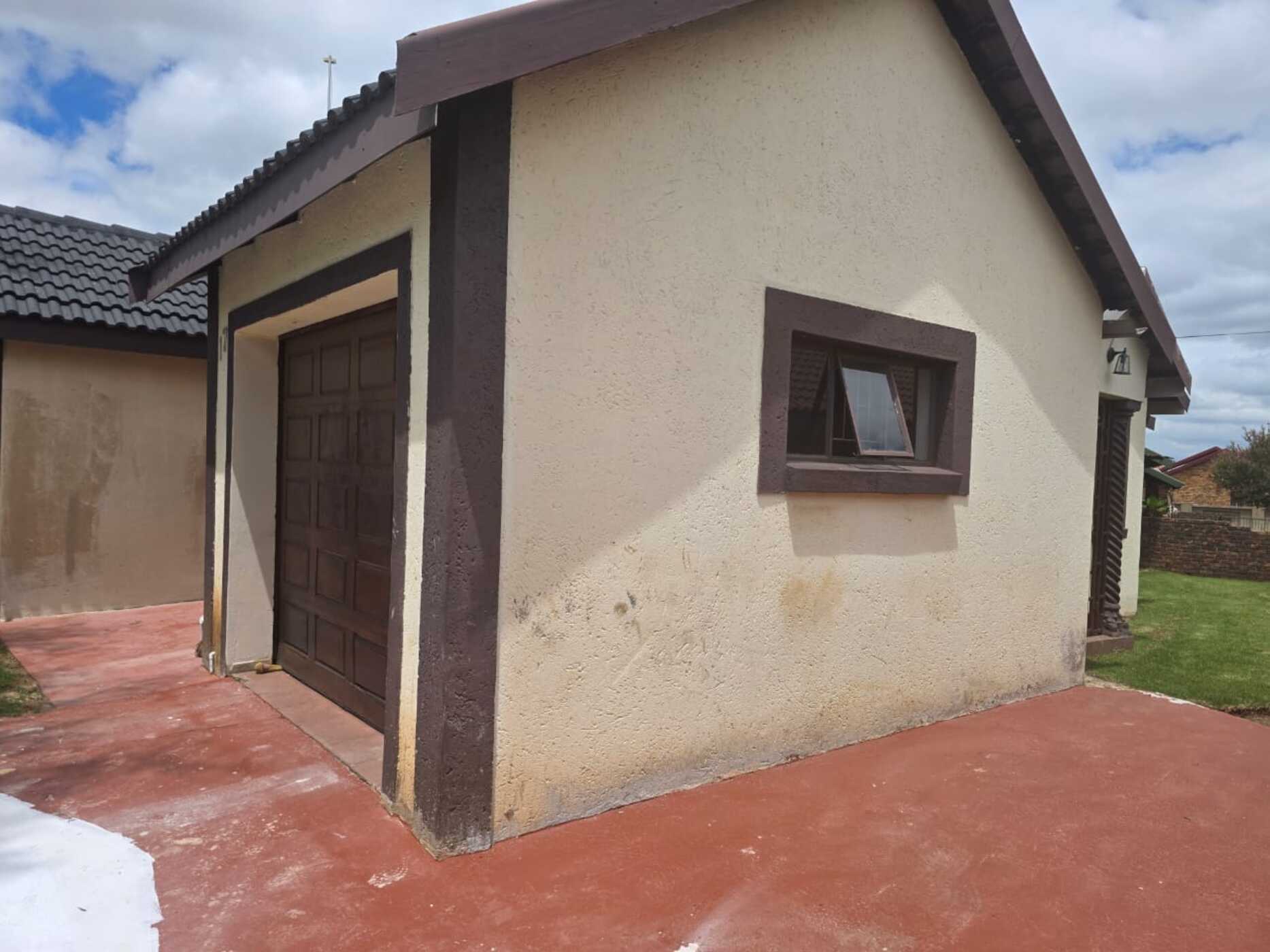 House to rent in Middelburg South (Mpumalanga South)  - 1MD1726597