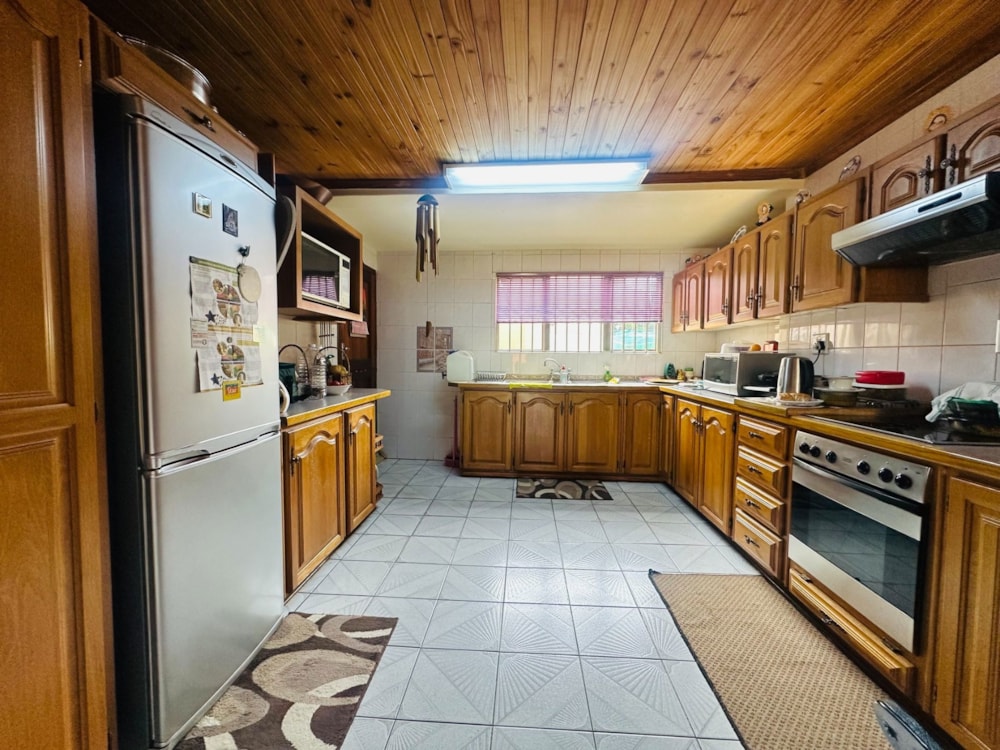 House for sale in Brackenham - 1RY1726619