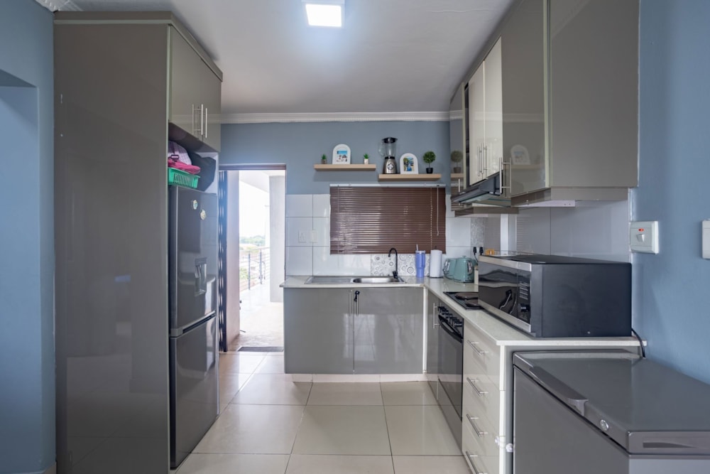 Apartment for sale in Montclair, KwaZulu-Natal - 1DA1726629