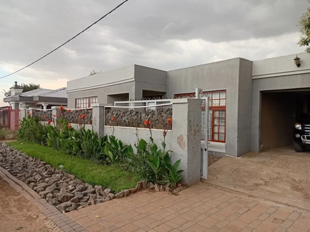 House for sale in Bloemside - 1BX1726701 House for sale in Bloemside - 1BX1726701