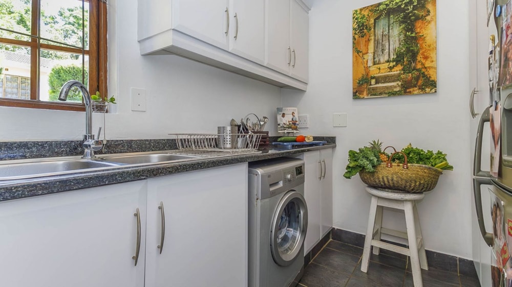 House for sale in Hillcrest, Upper Highway - 1KF1726756