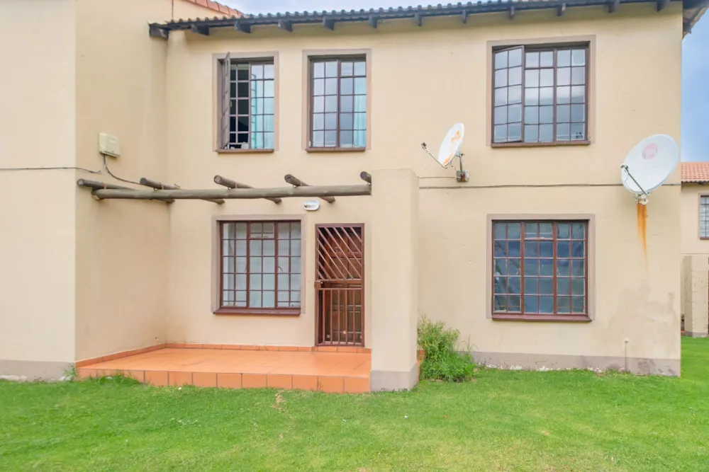Apartment for sale in Roodepoort West - RAN1726691 Apartment for sale in Roodepoort West - RAN1726691