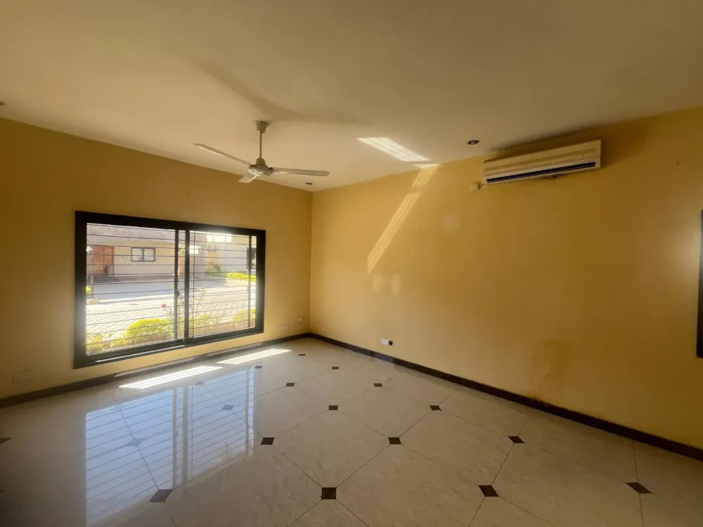 Townhouse let in Roma, Zambia - 3ZA1726777 Townhouse let in Roma, Zambia - 3ZA1726777
