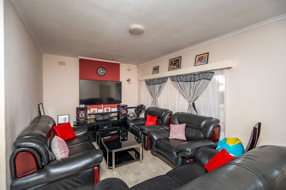 House for sale in Cranborne, Zimbabwe - 3ZB1726771 House for sale in Cranborne, Zimbabwe - 3ZB1726771