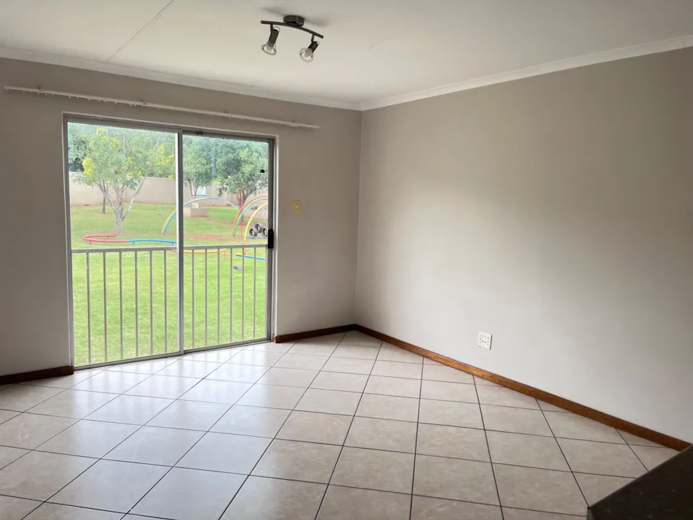 Apartment sold in Sunnyridge, Newcastle - 1NW1727538