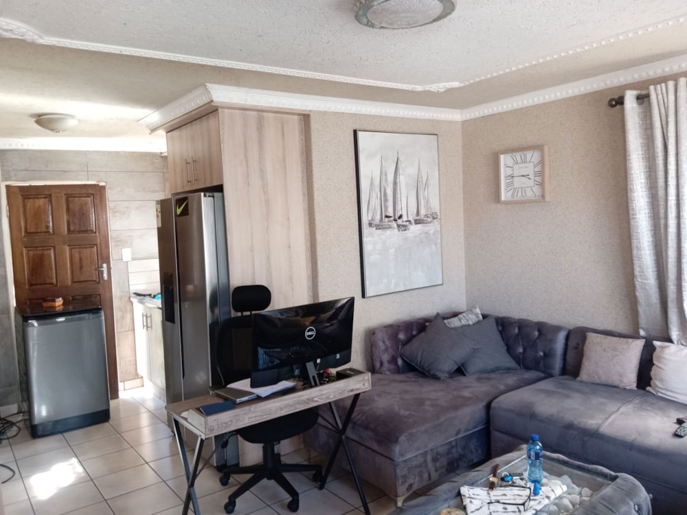 House for sale in Stretford - 1VT1727316