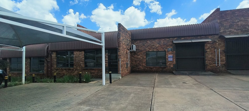 Commercial Building to rent in Duncanville - 1VT1726859