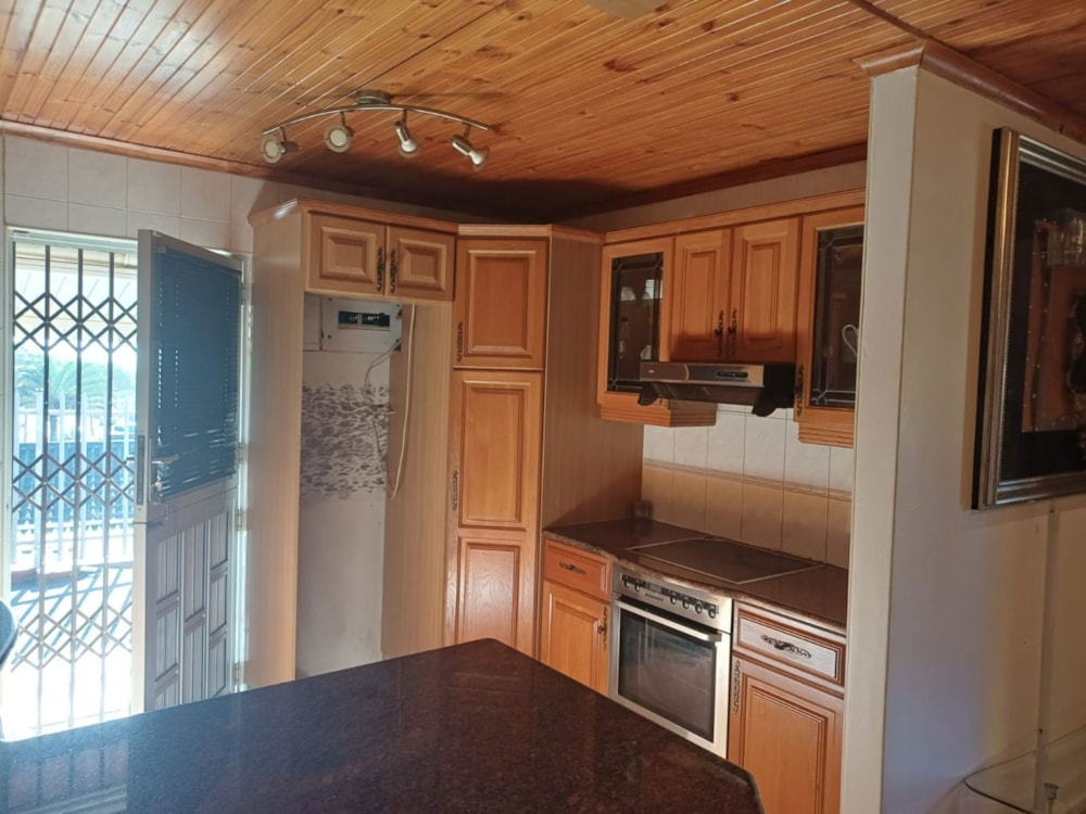 House for sale in Phoenix, KwaZulu-Natal - 1DA1726915