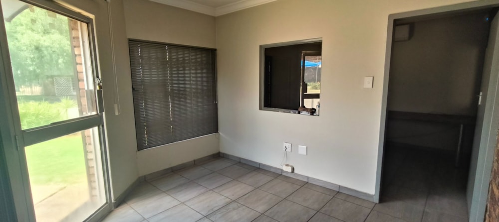 Commercial Building to rent in Duncanville - 1VT1726908