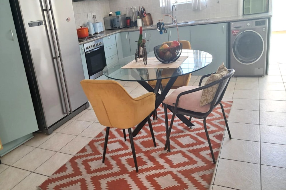 Double-storey apartment let in Royal Ascot - 1TV1726968