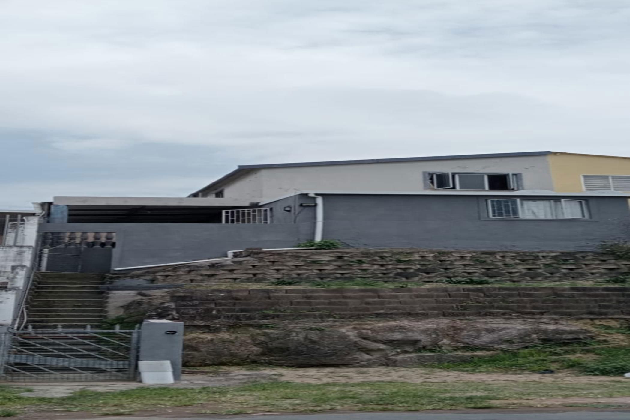 House for sale in Chatsworth, KwaZulu-Natal - 1WP1726970