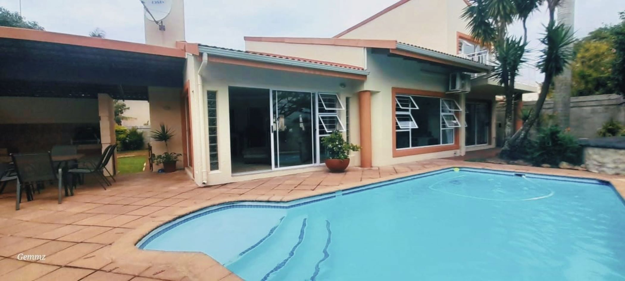 Townhouse for sale in Uvongo - 1PSH1726979