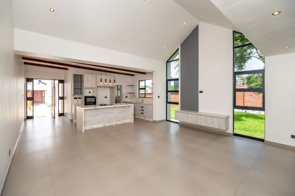 Townhouse for sale in Strathaven, Zimbabwe - 3ZB1726980