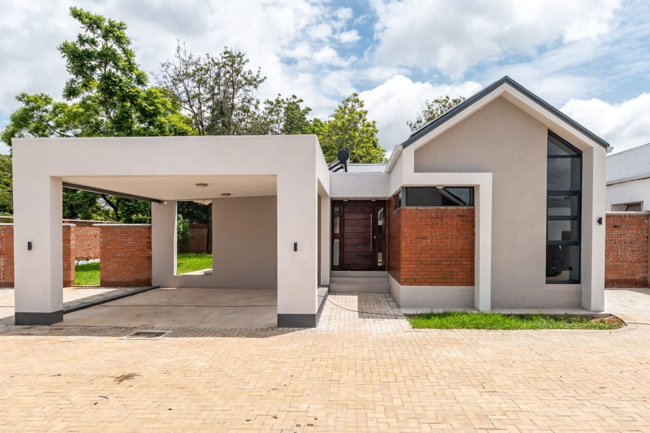 Townhouse for sale in Strathaven, Zimbabwe - 3ZB1726980