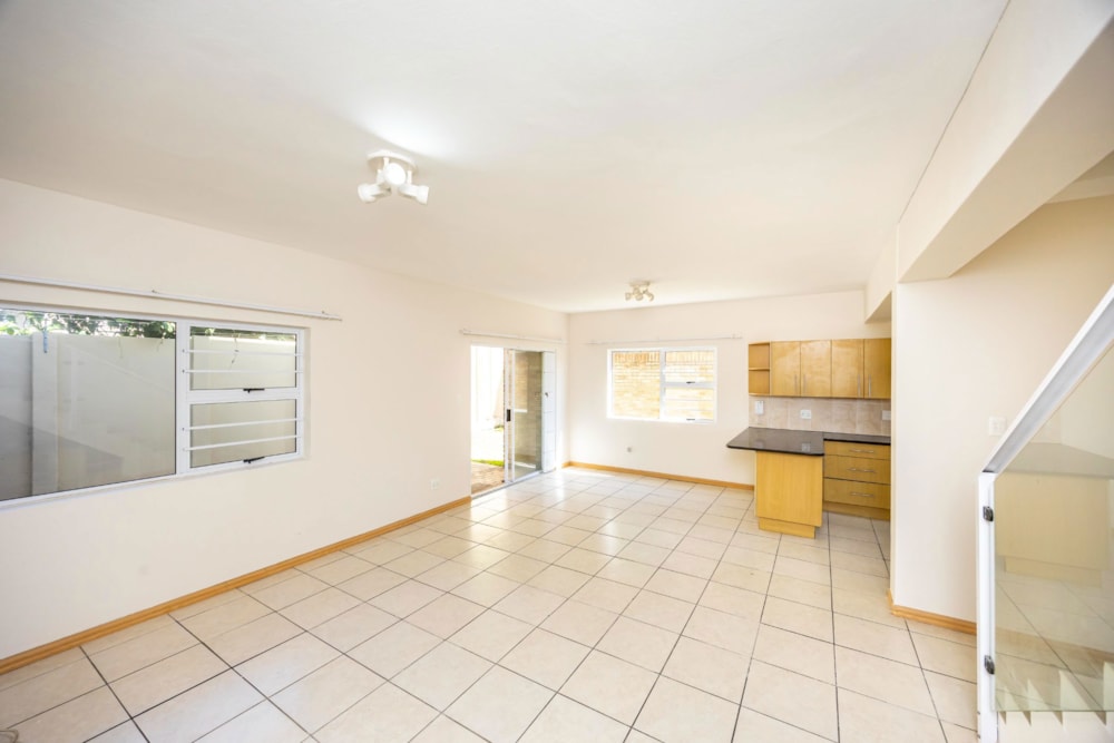 Townhouse for sale in Nahoon - 1EZ1727346