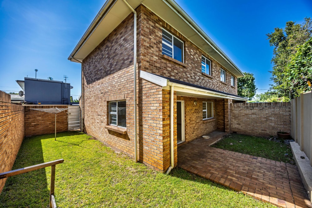 Townhouse for sale in Nahoon - 1EZ1727346