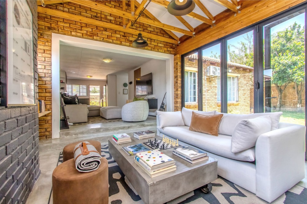 Townhouse for sale in North Riding - FW1727193