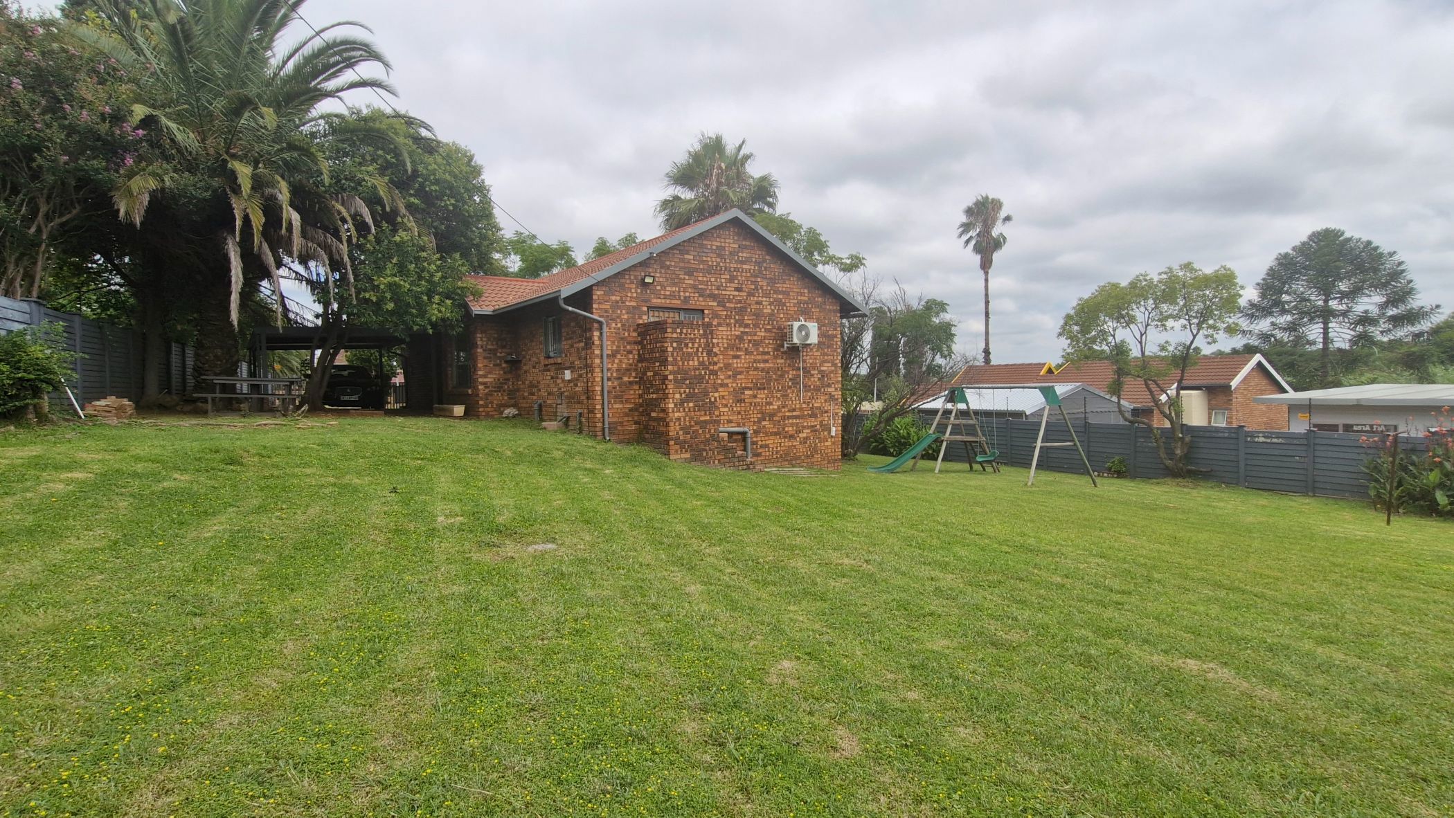 House for sale in The Reeds - CN1727040