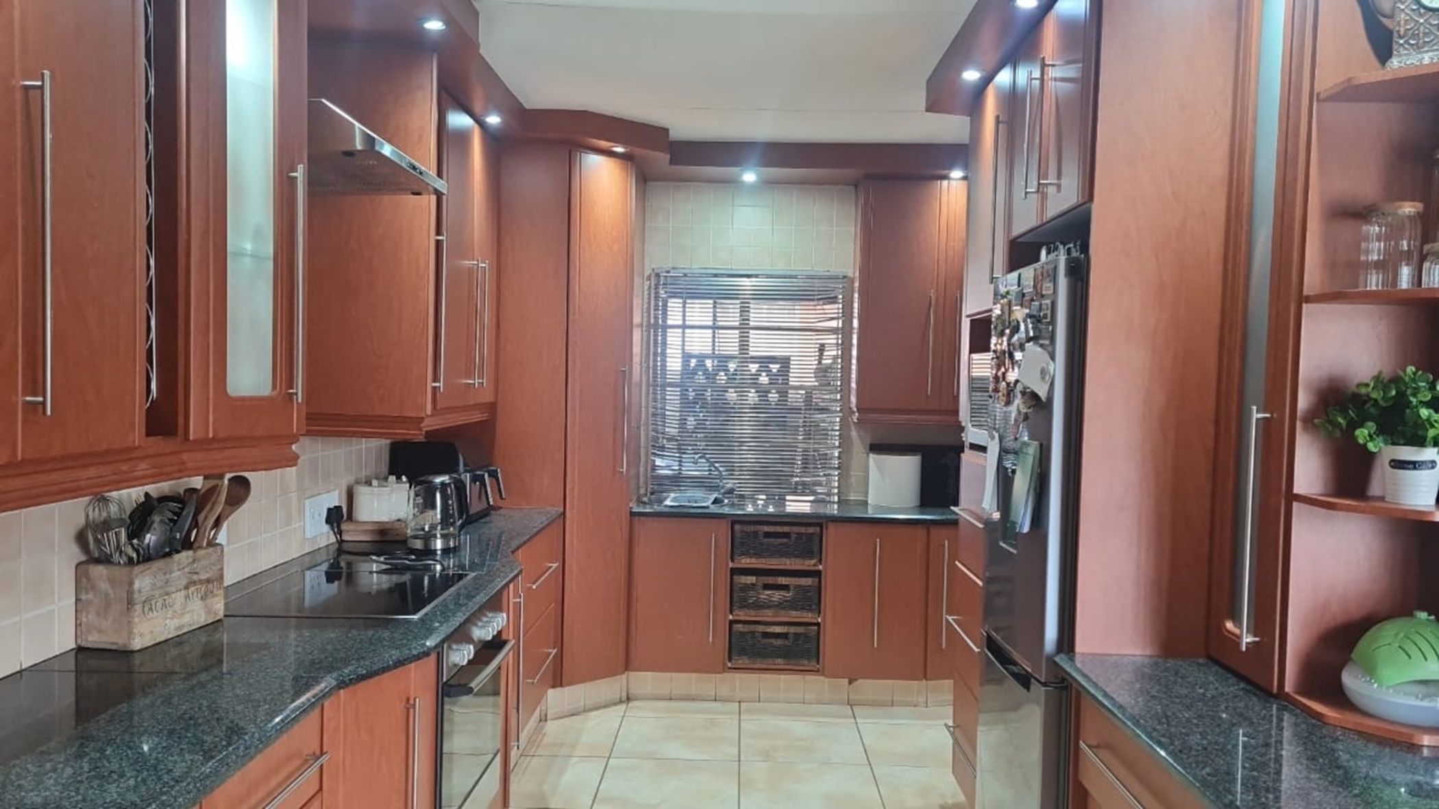 House for sale in Selection Park - 1SP1727063