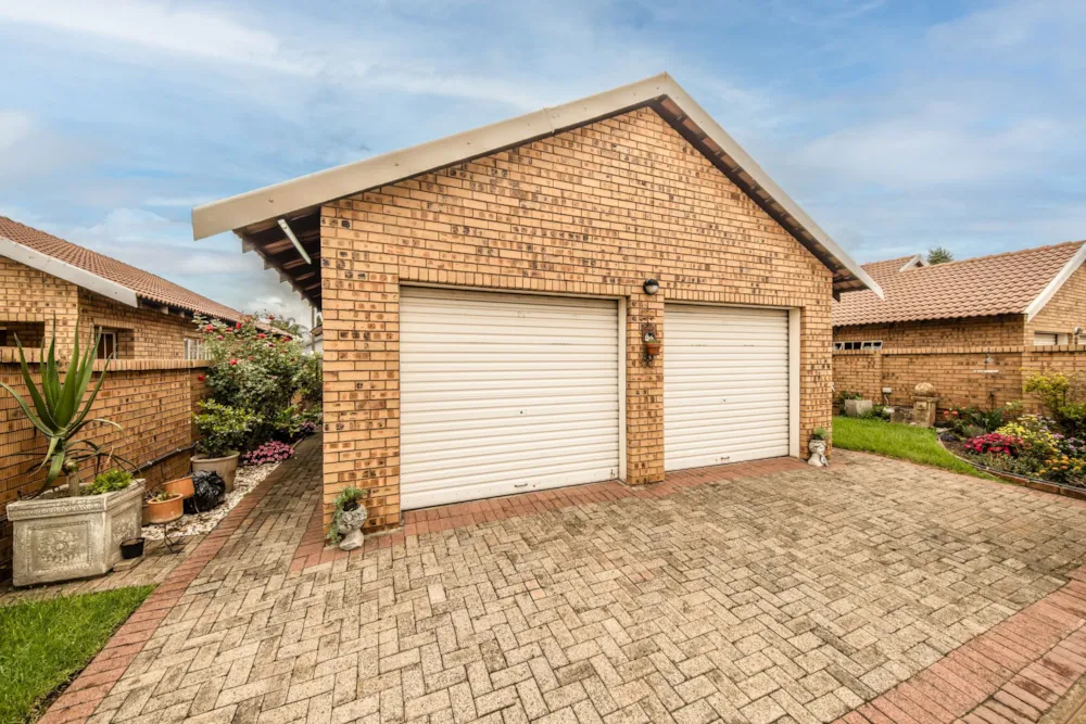 Townhouse sold in Del Judor - 1WD1727083