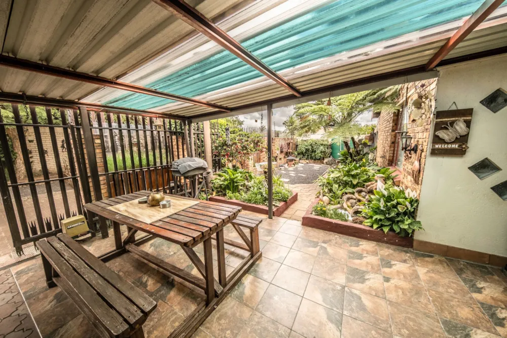 Townhouse sold in Reyno Ridge - 1WD1727087